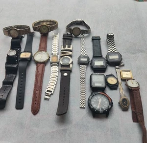 Lote de 17 Relojes de Pulsera Analógicos Movimientos de Trabajo Q&Q Casio Omax D&G Timex para Piezas - Imagen 1 de 24