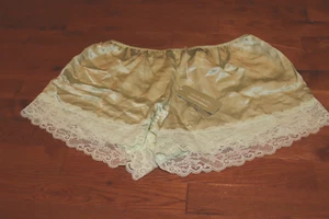 BNWT Intimissimi Silk Shorts Size Medium MSRP $59!!! - Picture 1 of 8