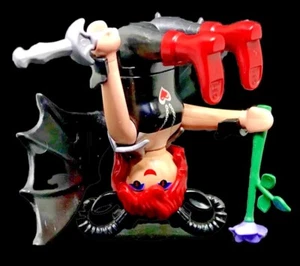 PLAYMOBIL limited edition ©  VAMPIRE EVIL VAMP 200 DRACULA WORLD GIRL - Picture 1 of 7