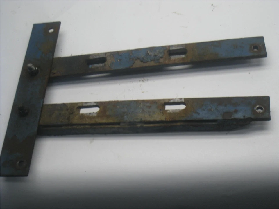 Polaris Colt Deluxe 1968 372cc sistema de silenciador de escape soporte de montaje Foto 1 de 4