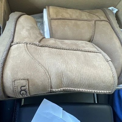 UGG KIDS CLASSIC WEATHER SHORT CHESTNUT WATERPROOF SIZE 2 BOOT (SEE DESCRIPTION - Image 1 of 4