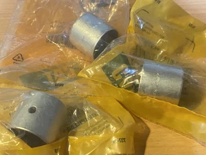 3 x Caterpillar Genuine 320-0260 Sleeve Bearing (Bush) OEM - Picture 1 of 5