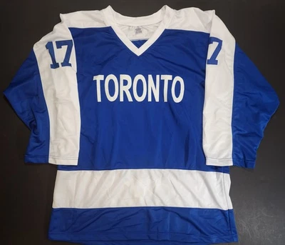 Wendel Clark Signed Maple Leafs Jersey XL – NHL Icon – 1985 1st Pick – Capt #17 - Image 1 of 4