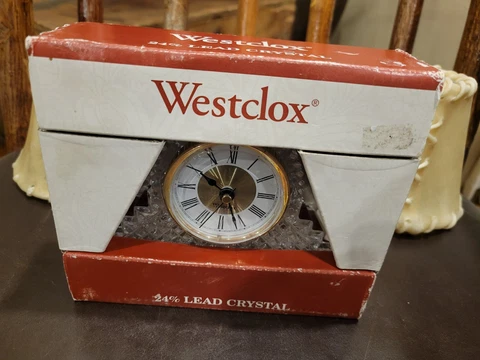 Westclox 24% lead crystal brand new in box mantle clock Cover