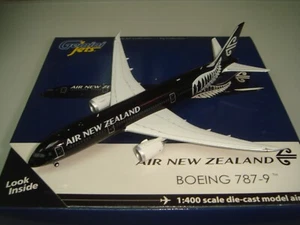 Gemini Jets 400 Air New Zealand B787-9 Dreamliner ""Color de la década de 2010 - todo negro"" 1:400 - Imagen 1 de 1