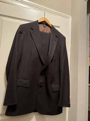 Men's CRICKETEER Dark Gray Wool 2 Pc Suit Size 40L?? See desc. - Image 1 of 4