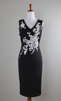 CALVIN KLEIN $139 Neoprene Scuba Stretch Rose Floral Sheath Dress Size 6 - Image 1 of 4