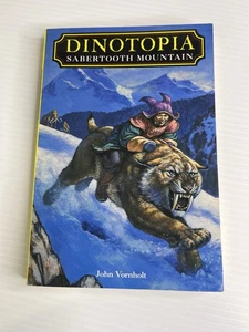 Dinotopia Sabertooth Mountain By John Vornholt. Paperback. 1997 - Foto 1 di 13