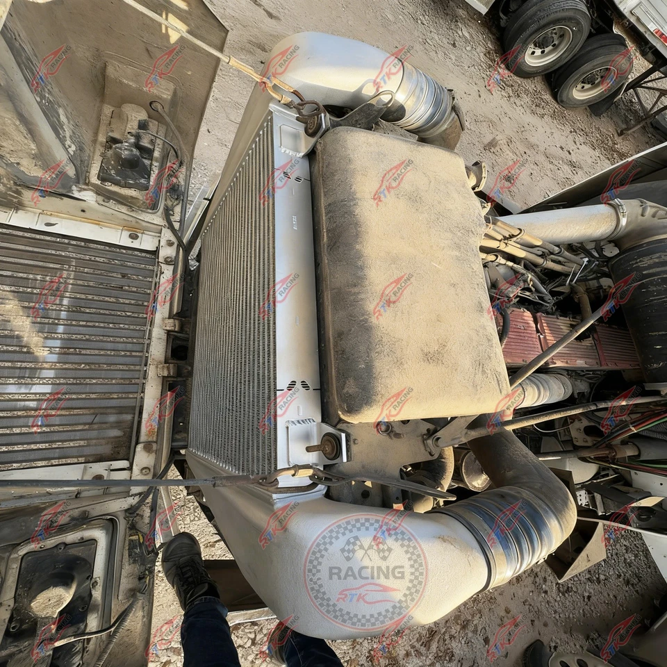 Charge Air Cooler Intercooler For 1990-2005 Freightliner FLD120 FLD132 FLD112 Foto 1 de 4