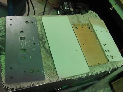 LOTE HENRY 2K AMPLIIER PIEZAS PANEL FRONTAL CHÁSICO SUBMONTAJE TUBOS 3-5 TUBOS Foto 1 de 4