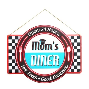 Letrero de pared de metal Primus Mom's Diner clásico para almuerzo y cena - Imagen 1 de 1