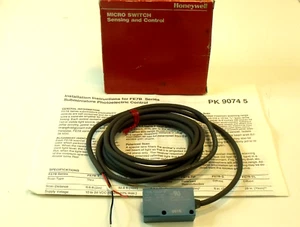 NIB Honeywell / Micro Switch FE7B-TA6GR-M DC Photoelectric Receiver: NPN, D.O. - Picture 1 of 5