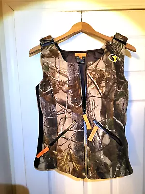 SHE SAFARI OUTDOORS APPAREL C4 WOMENS HUNTING VEST REALTREE AP CAMO Size XS - Image 1 of 4