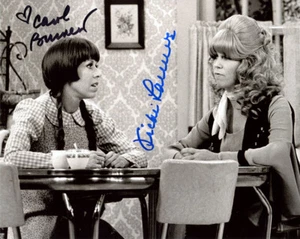 CAROL BURNETT VICKI LAWRENCE SIGNIERT 8x10 FOTO CAROL BURNETT SHOW BECKETT BAS - Bild 1 von 2