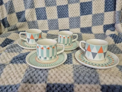 4 tazas y platillos de café espresso KitchenCraft Geomtti - cocina artesanal Foto 1 de 4