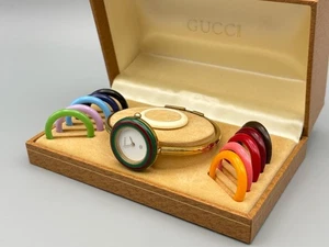 [Casi Como Nuevo] Reloj Gucci Vintage Bisel Cambiar 11/12 Mujer Dorado Blanco 12 Colores - Imagen 1 de 20