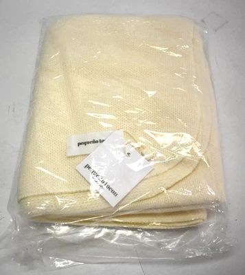 Pequeno Tocon Baby Blanket Off White Toddler Cuddly for Stroller Buggy Cart - Image 1 of 4