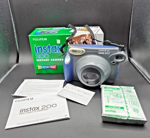Fujifilm Instax 200 analoge Großbildformat-Sofortbildkamera schwarz mit Film - Bild 1 von 11