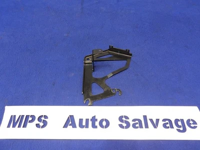1999-2004 Ford Mustang GT 4.6L 2V OEM Power Steering Reservoir Bracket R95 - Imagem 1 de 4