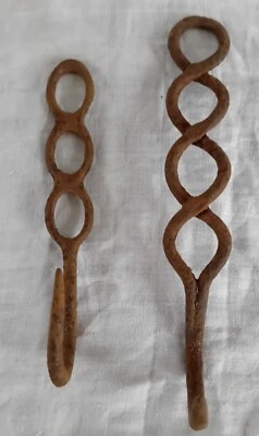 2 anciens crochets de boucher Fil croisé OBJET DE MÉTIER - Photo 1/4
