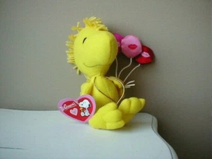 Whitman's Peanuts Woodstock Valentines Plush XOXO Sandals 7" New - Picture 1 of 1