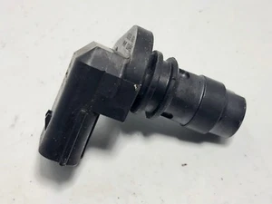 Sensor de posición del árbol de levas de encendido Volvo C70 V70 XC70 S60 P/N: 30713370 ¡OEM! - Imagen 1 de 3
