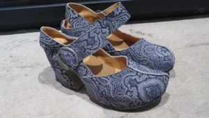 JOHN FLUEVOG PREPARE GUIDE Paisley Platform Mary Jane Heels Shoes 9 - Picture 1 of 4