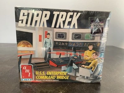 NEW! AMT Star Trek 25th Anniversary U.S.S. Enterprise Command Bridge Model Kit - Image 1 of 4
