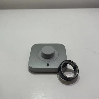 Oura Ring gen 4 Stealth Black Matt Size 8 used  - Image 1 of 4