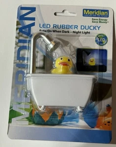 Meridian LED Yellow Duck in Tub Automatic Night Light Photo-Sensing Bath Gift - Picture 1 of 3
