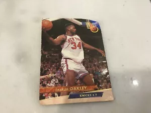 NY KNICKS CHARLES OAKLEY NBA TRADING CARD - Picture 1 of 2