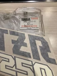 Yamaha TZR250 1987 Aufkleber Dekor NOS Front Nose Cover Graphic 1KT-28315-01 - Bild 1 von 3