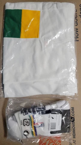 New Orleans Pelicans Nike Vaporknit Shorts Size 46+1 (NEW) AH1663-100 + Socks Cover