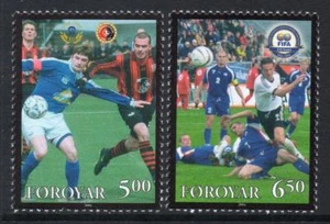 Faroe Islands postfrisch 2004 SG466-67 Fußball Hundertjährige - Bild 1 von 1