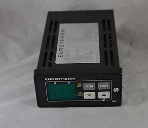 847T1R1N0 (AJHF106) Eurotherm 847 conteo de temperatura Rango Triac Out; 32-800F - Imagen 1 de 2