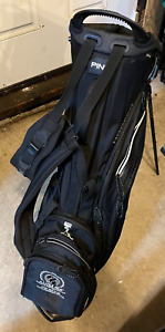 PING HOOFER E2 Black Stand Bag, GREAT Condition, with rain hood