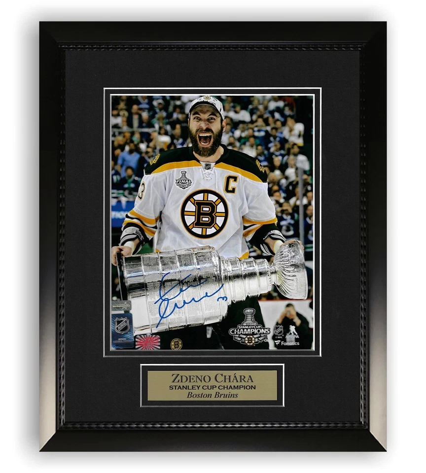 Zdeno Chara Signed Autographed 8x10 Photograph Framed to 11x14 NEP - Image 1 of 1