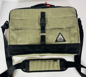 Ogio Ruck Slim Olive/Black 15” Laptop Messenger Bag - Afbeelding 1 van 2