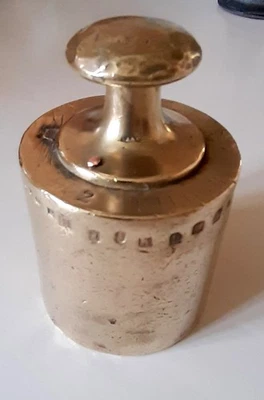 Art Populaire INSOLITE TRES ETRANGE POIDS de 2 Kg MAIS ne PESANT que 577 Gr - Photo 1/4