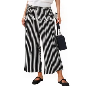 NWT Black Stripe Modern Cropped Gaucho Wide Leg Pant Soft Flowy Stretch Knit S/M - Picture 1 of 9