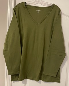 liz claiborne womens v neck short sleeve blouse