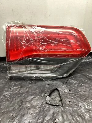 Luz trasera interior izquierda Jeep Grand Cherokee 2014-2018 P68236107aa led OEM Foto 1 de 4
