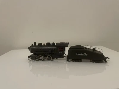 HO Tyco Mantura Sante Fe 0 4 0 Steam Locomotive With Tender Diecast & Plastic - Image 1 of 4