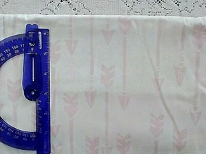Pink Arrows on White Cotton Woven Fabric BTHY 18" x 60", New, Large Arrows - Picture 1 of 3