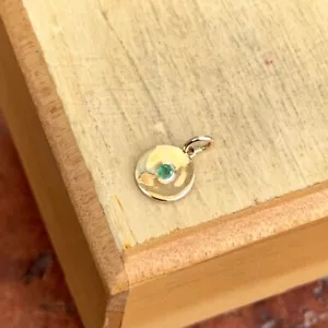 14K Yellow Gold Solid Genuine Flush Emerald Disc Round Pendant Charm 9mm GIFT - Picture 1 of 6