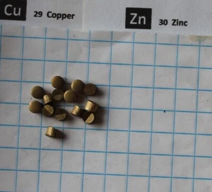 Ottone metallo 10 grammi ottone metallo pezzi 10 grammi - Foto 1 di 1