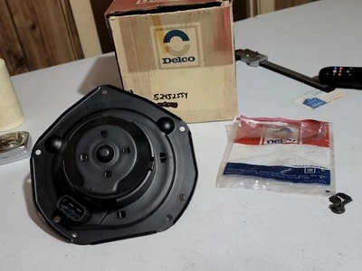 1986-1990 Oldsmobile 88 98 Toronado   A/C Blower Motor GM 22098836  52452554 NOS - Image 1 of 4