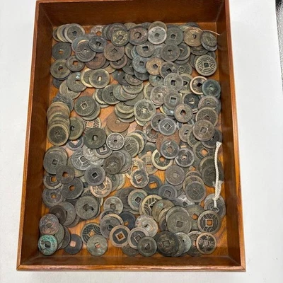 [LOTE] Kan'ei Tsūhō y otras monedas de agujero, aprox. 1 kg (2,2 lb) Colección A Foto 1 de 4