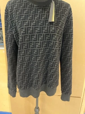 FENDI SWEATER SUIT (LP9024162) - Image 1 of 4