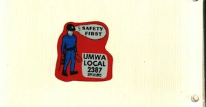 SCHÖNER LOKALER 2387 KOHLEBERGMANN STEHEND UMWA KOHLEBERGBAU AUFKLEBER # 2247 - Bild 1 von 1